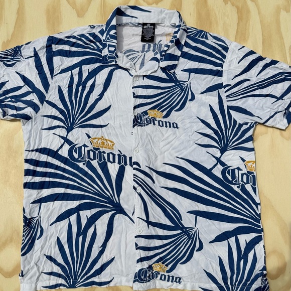 Corona Hawaiian Shirt Men’s Tropical Summer Beach Short Sleeve Size XXL - Picture 2 of 6